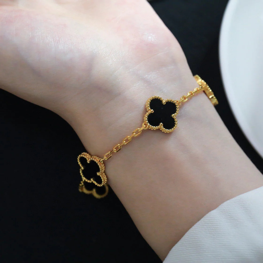 [Marins] CLOVER 5 MOTIF ONYXS BRACELET COLLECTION