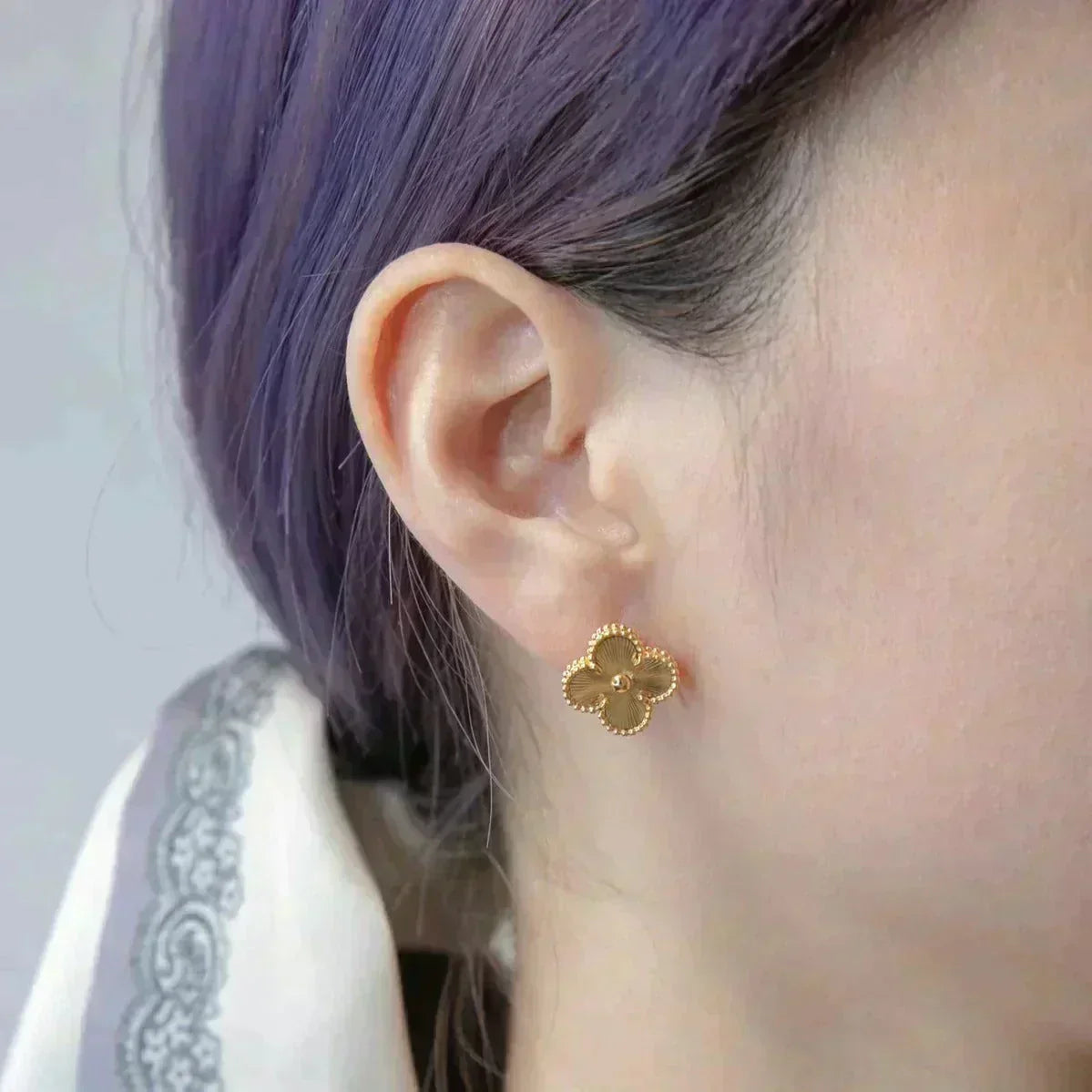 [Marins]CLOVER MEDIUM 1 MOTIFS LASER EARRINGS