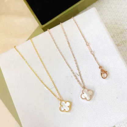 [Marins]CLOVER MINI 9.5MM WHITE MOTHER-OF-PEARL NECKLACE