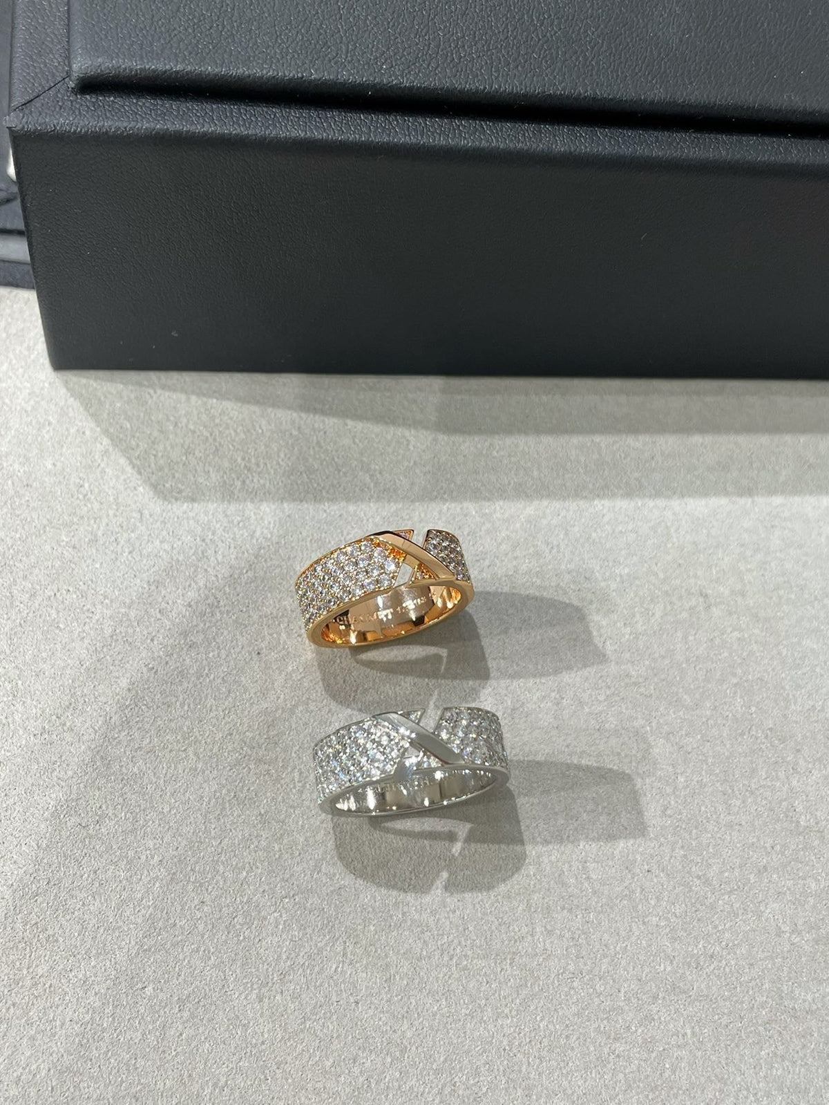 [Marins]LIENS EVIDENCE  DIAMOND PAVED RING
