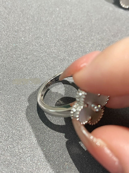 [Marins]CLOVER SILVER MOP DIAMOND RING