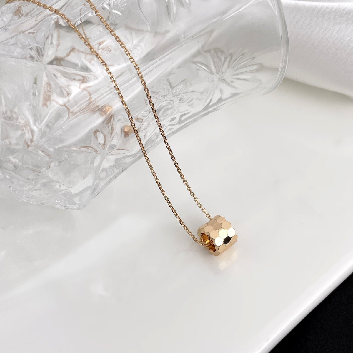 [Marins]BEE MINI NECKLACE