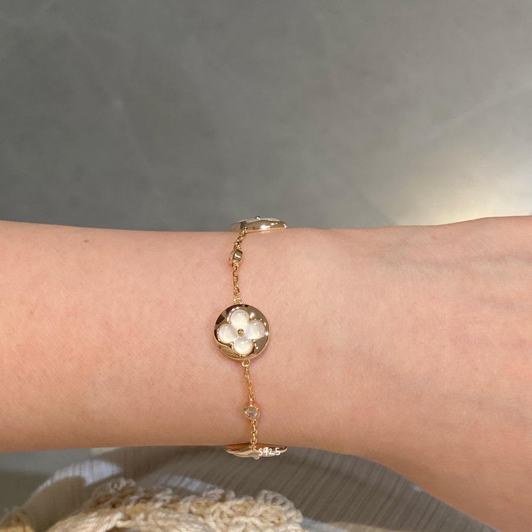 [Marins]STAR AND SUN 4 MOTIF WHITE MOP PINK GOLD BRACELET