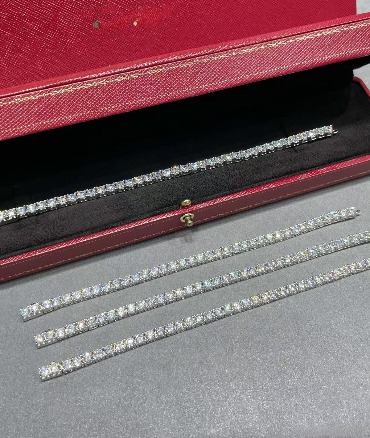 [Marins jewelrys]TENNIS BRACELET WITH FULL DIAMOND SETTING