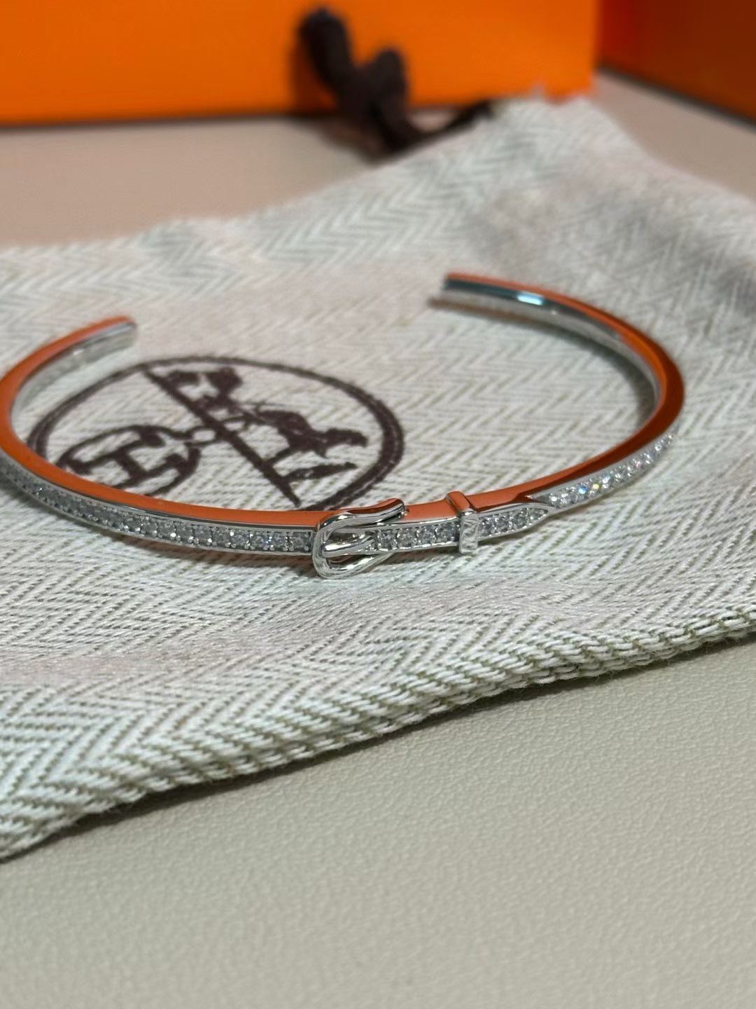 [?Marins]DIAMOND-ENCRUSTED BRACELET THREE COLORS