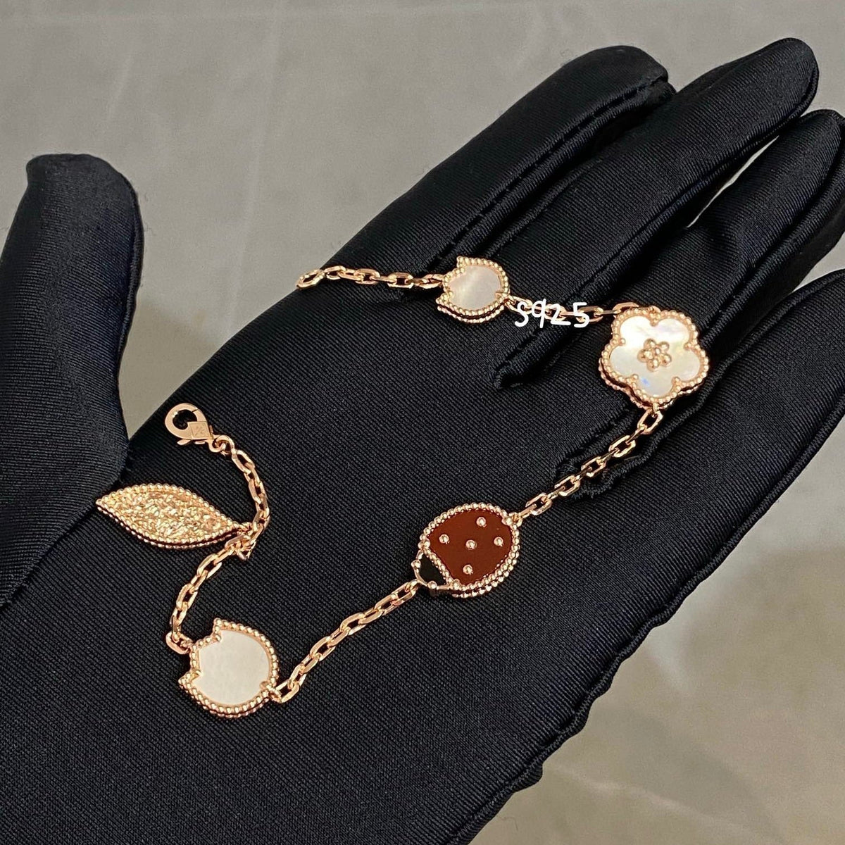 [Marins]LUCKY SPRING 5 MOTIF BRACELET