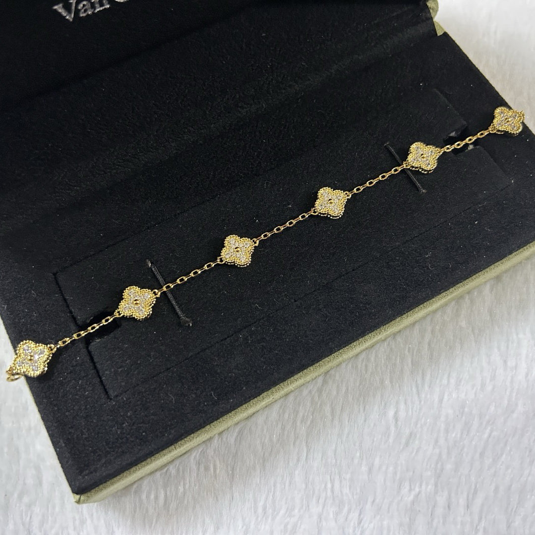 [Marins]CLOVER 6 MOTIF DIAMOND BRACELET