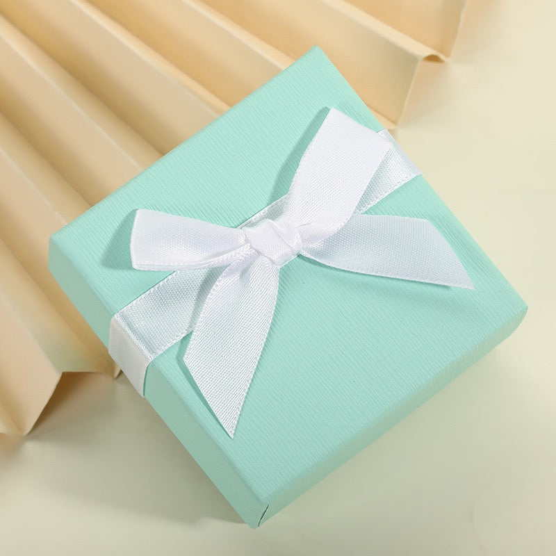 BOÎTE CADEAU À BIJOUX AVEC NOEUD (SANS LOGO)