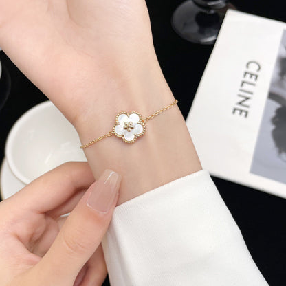 [Marins]LUCKY WHITE MOP PLUM BLOSSOM  BRACELET