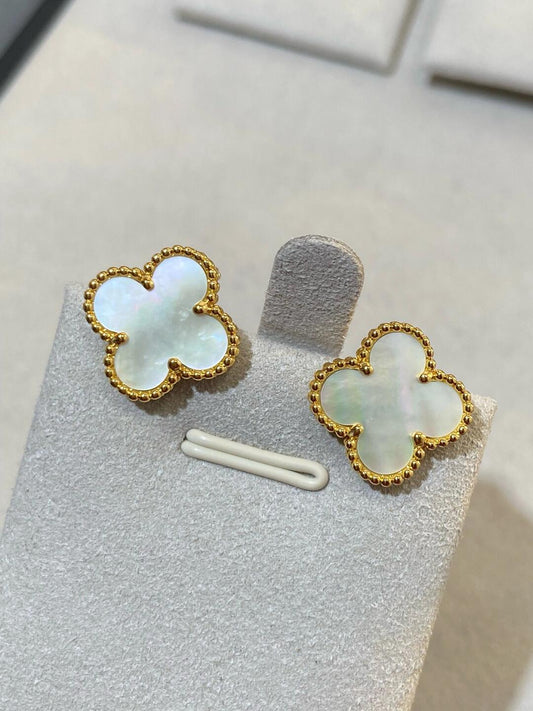 [Marins] CLOVER LARGE (20mm) 1 MOTIFS WHITE MOP STUD EARRINGS