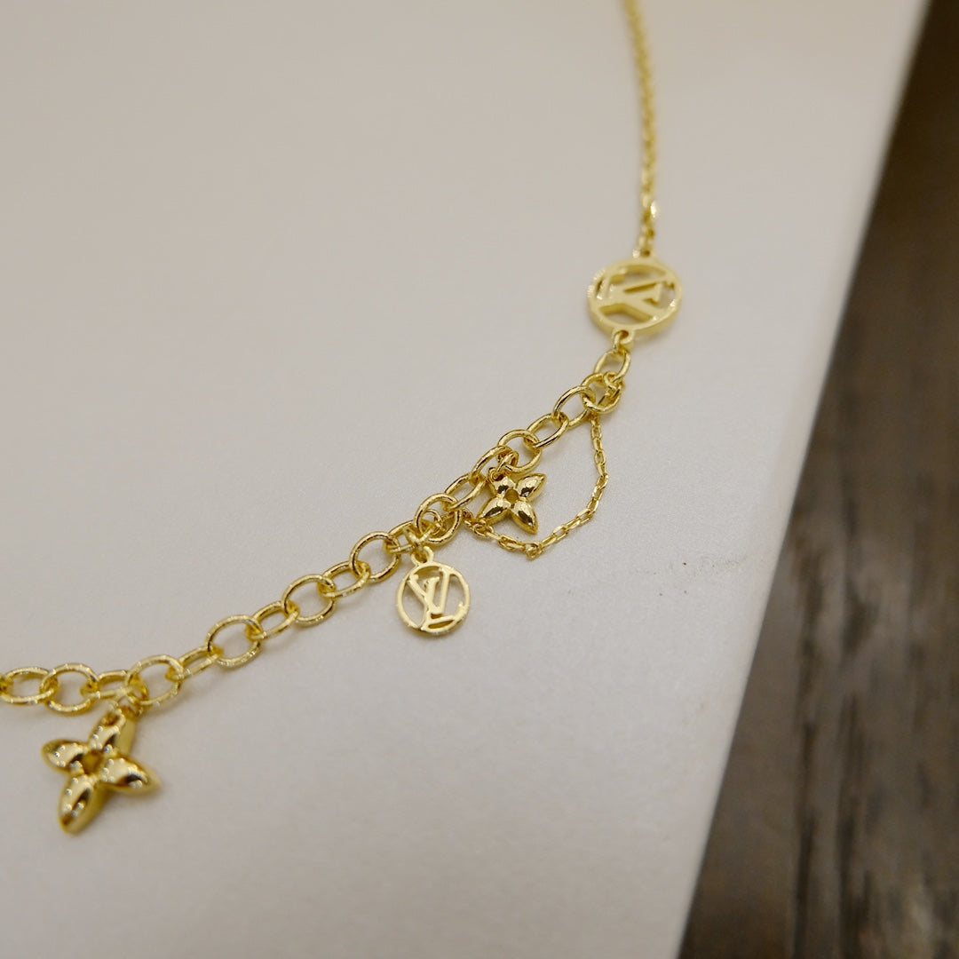 [Marins]BLOOMING SUPPLE NECKLACE BRASS