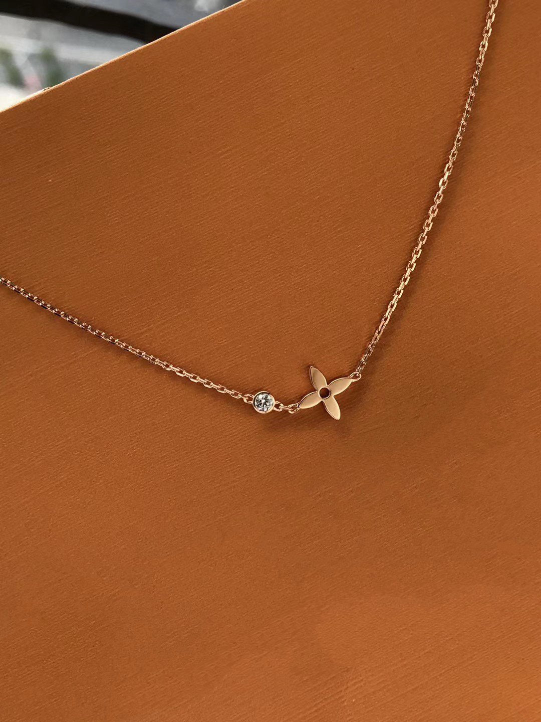 [Marins]BLOSSOM PENDANT PINK GOLD AND DIAMOND