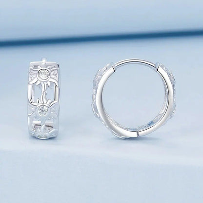 Boucles d'oreilles créoles « Amour Infini » plaqué or blanc, légères, pour cartilage
