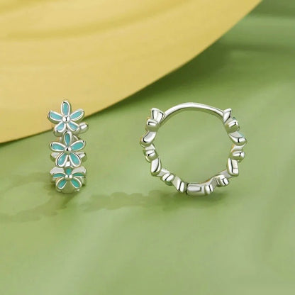 Boucles d'oreilles créoles guirlande vert menthe, boucles d'oreilles fleurs émaillées